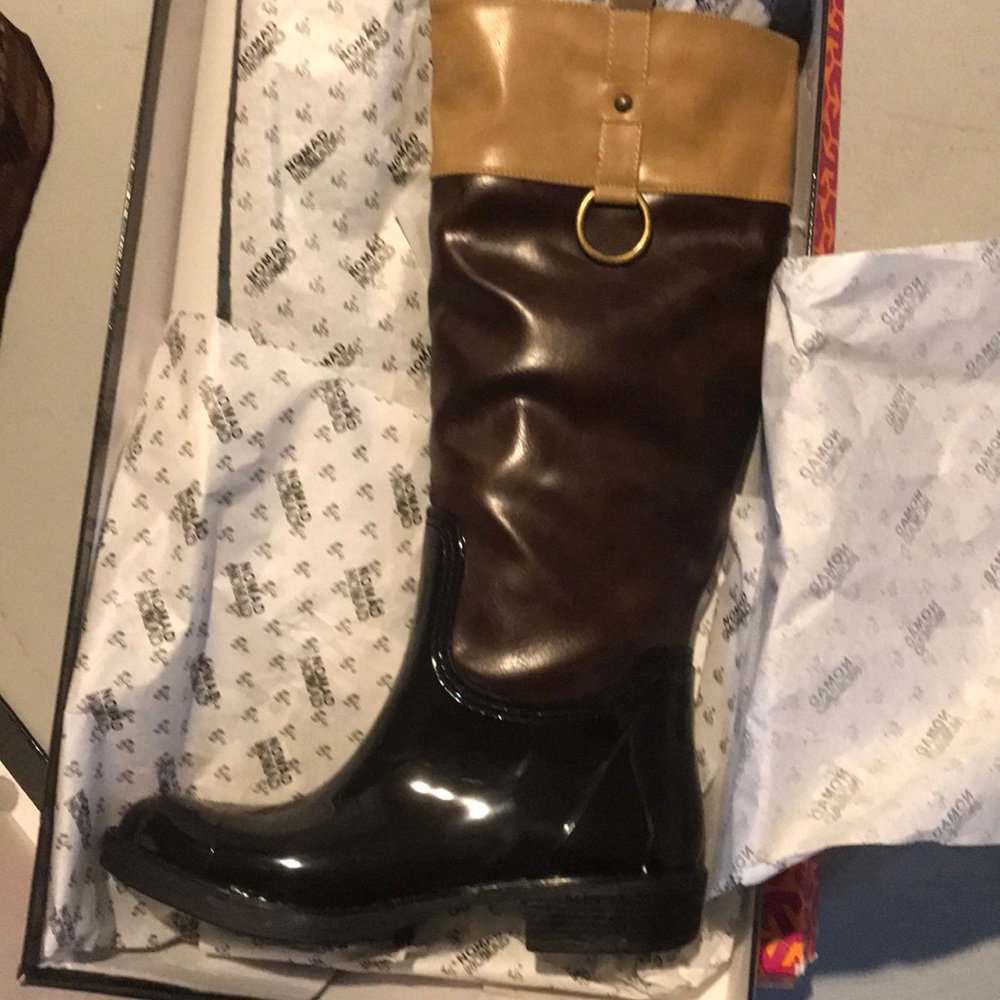 Brand new nomad rain boots